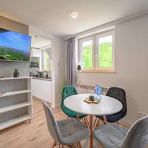https://szafranski-saneczkowa-apartment.karpacz-hotel.com